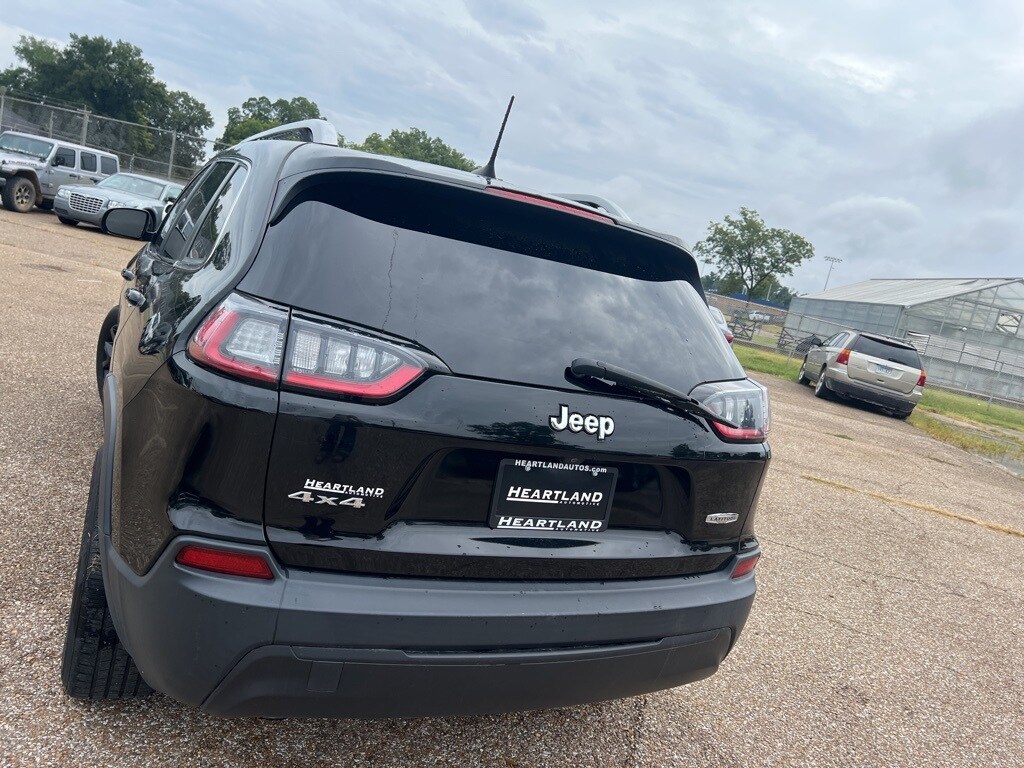 2019 Jeep Cherokee Latitude photo 3