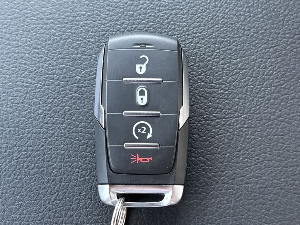 2025 RAM 2500 Big Horn - Photo 27