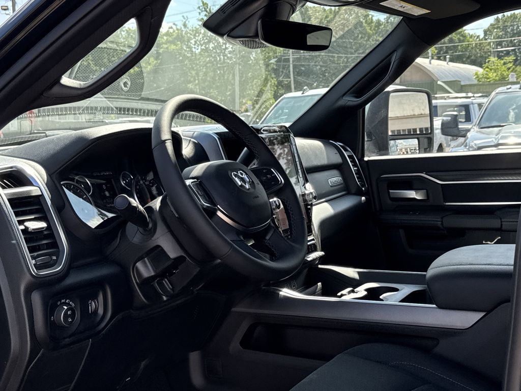 2025 RAM 2500 Big Horn - Photo 12