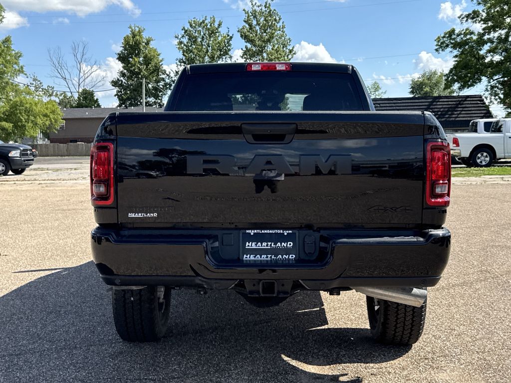2025 RAM 2500 Big Horn - Photo 6