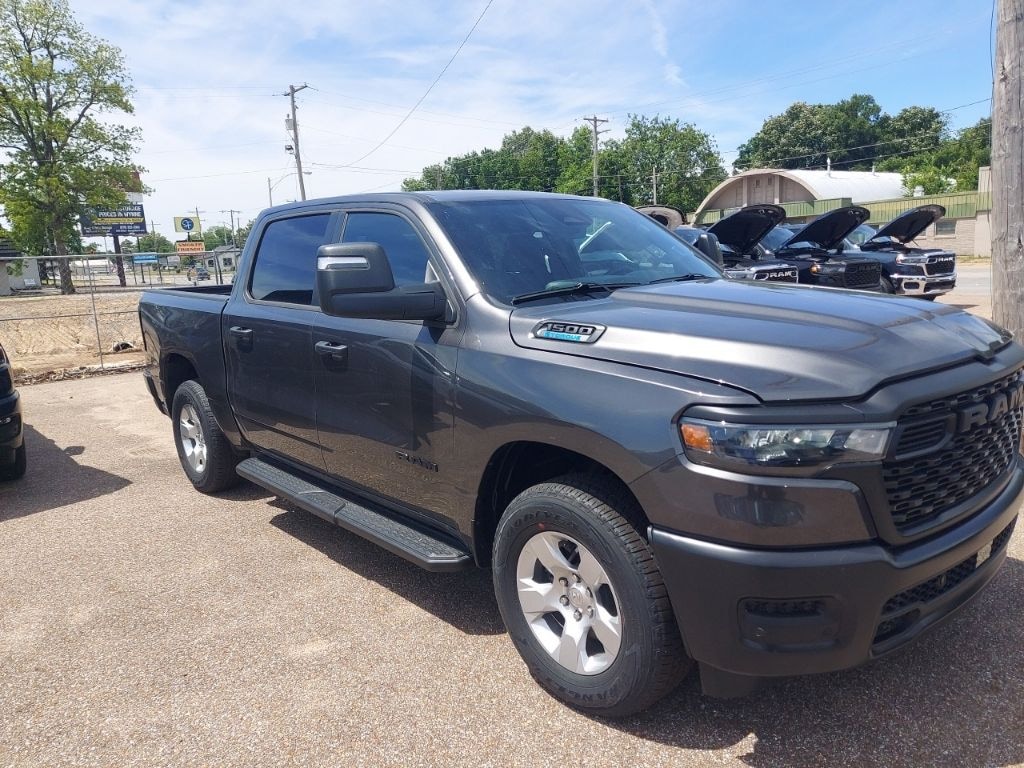 New 2026 Ram 1500 TRADESMAN CREW CAB 4X4 5'7 BOX Pickup