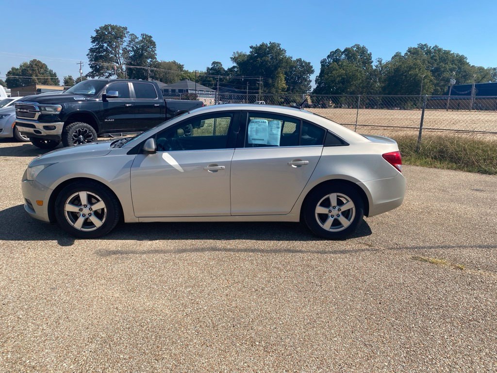 Used 2014 Chevrolet Cruze 1LT Sedan