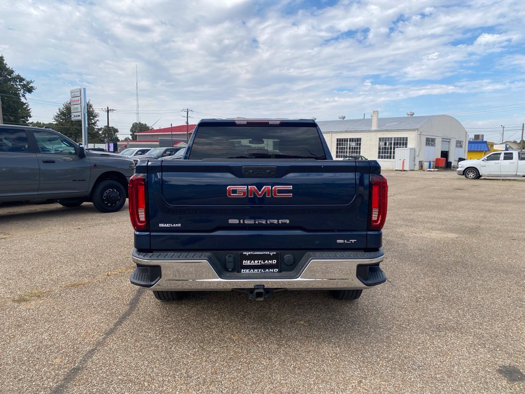 2023 GMC Sierra 1500 SLT - Photo 8