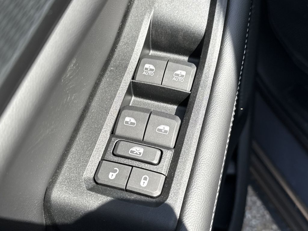 2025 Jeep Grand Cherokee Altitude - Photo 11