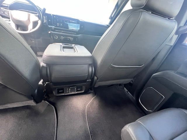 2023 GMC Sierra 1500 SLT - Photo 28