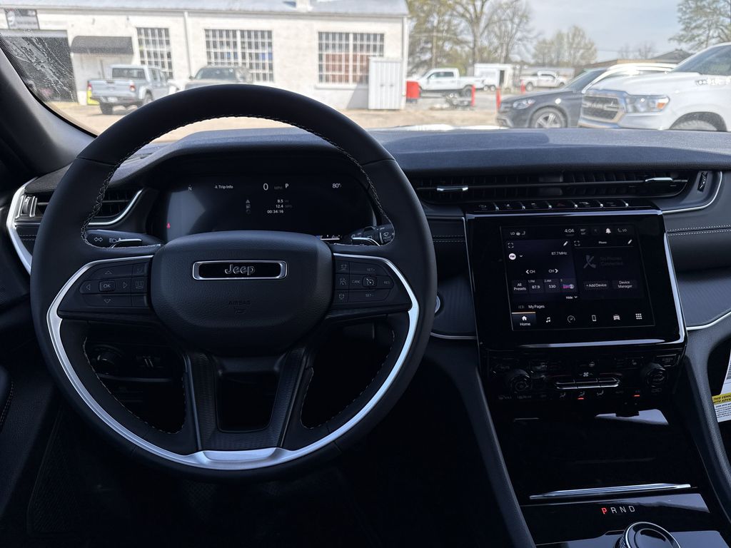 2025 Jeep Grand Cherokee Altitude - Photo 18