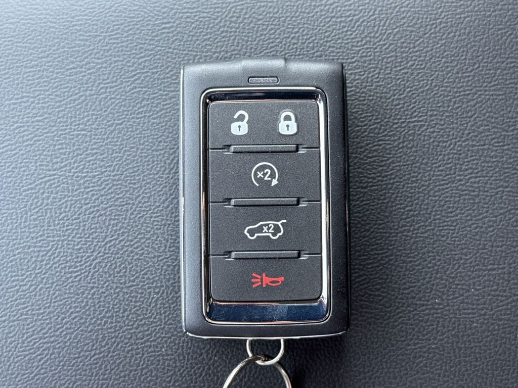 2025 Jeep Grand Cherokee Altitude - Photo 25