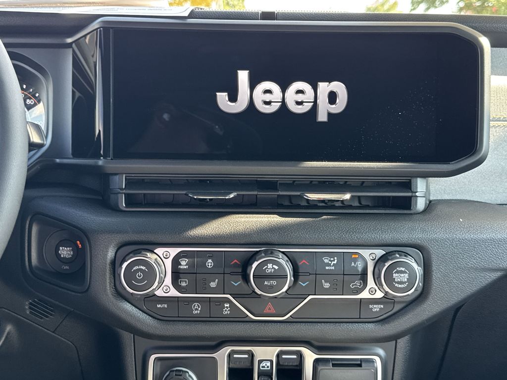 2025 Jeep Wrangler 4-Door Willys - Photo 21
