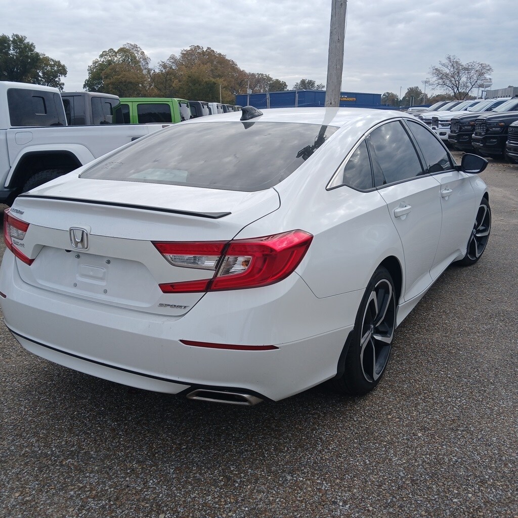 2022 Honda Accord Sport photo 4
