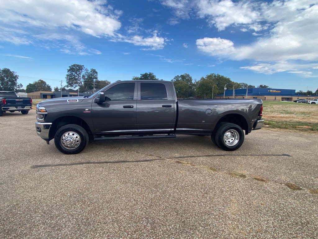 Used 2026 RAM Ram 3500 Pickup Tradesman with VIN 3C63RRGL3TG250380 for sale in Little Rock
