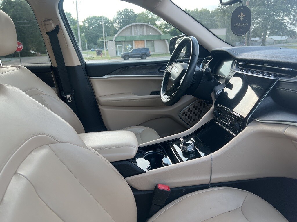 2021 Jeep Grand Cherokee Limited photo 2