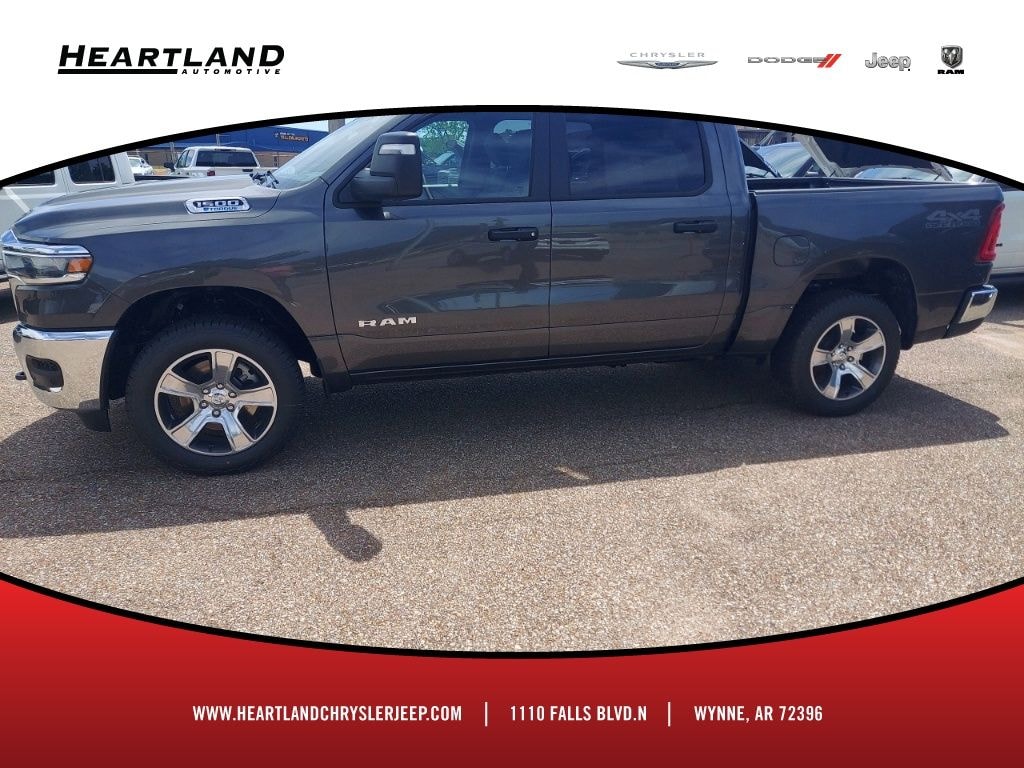 New 2026 Ram 1500 TRADESMAN CREW CAB 4X4 5'7 BOX Pickup