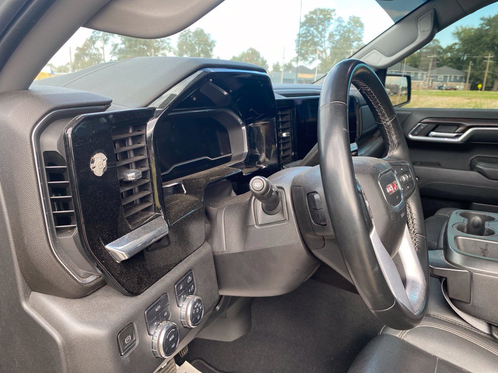 2023 GMC Sierra 1500 SLT - Photo 10