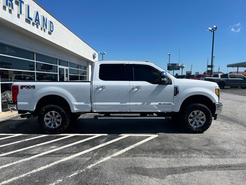 Used 2017 Ford F-250SD Lariat Truck