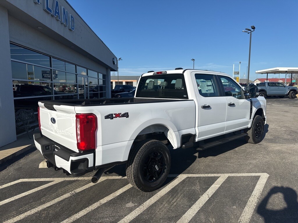 New 2026 Ford F-250 Truck Crew Cab