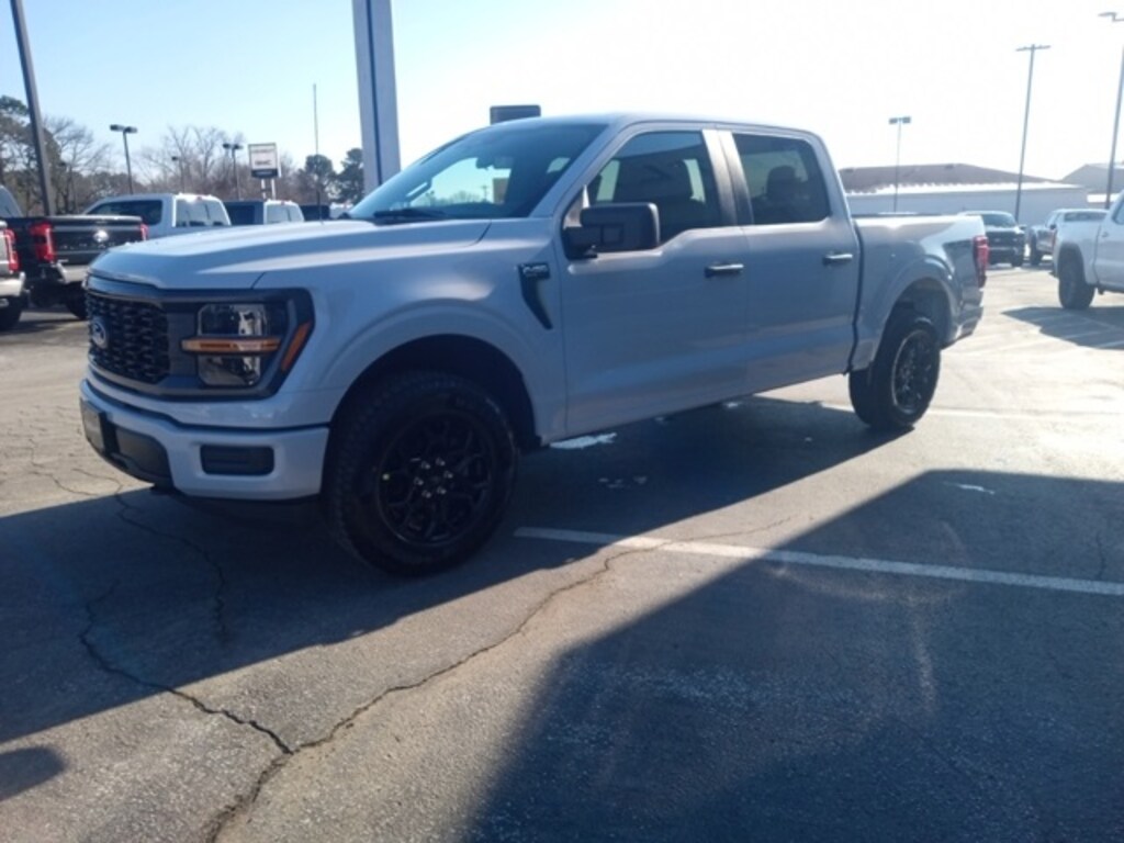 New 2025 Ford F-150 STX Truck SuperCrew Cab