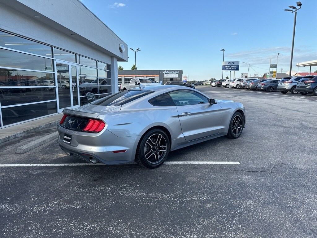 2020 Ford Mustang EcoBoost Premium photo 3