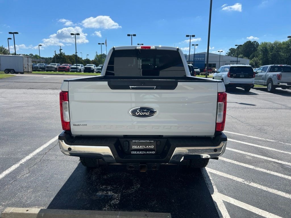Used 2017 Ford F-250SD Lariat Truck