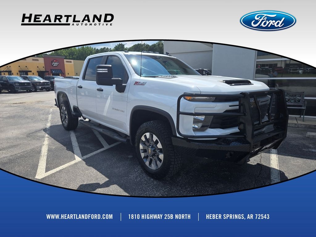 Used 2024 Chevrolet Silverado 2500HD Custom Truck
