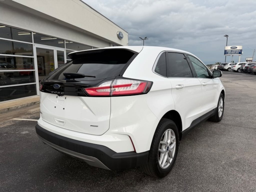 Used 2021 Ford Edge SEL SUV