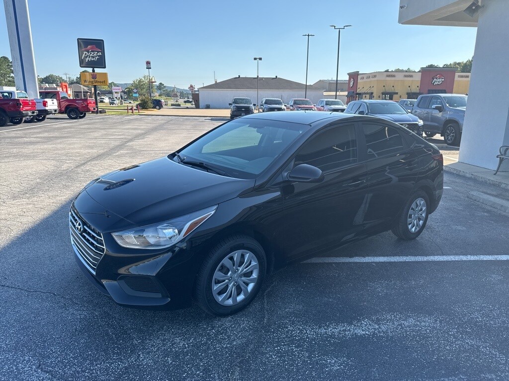 2021 Hyundai Accent SE photo 4