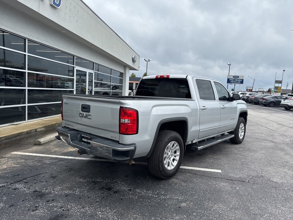 2017 Gmc Sierra 1500 SLE photo 4