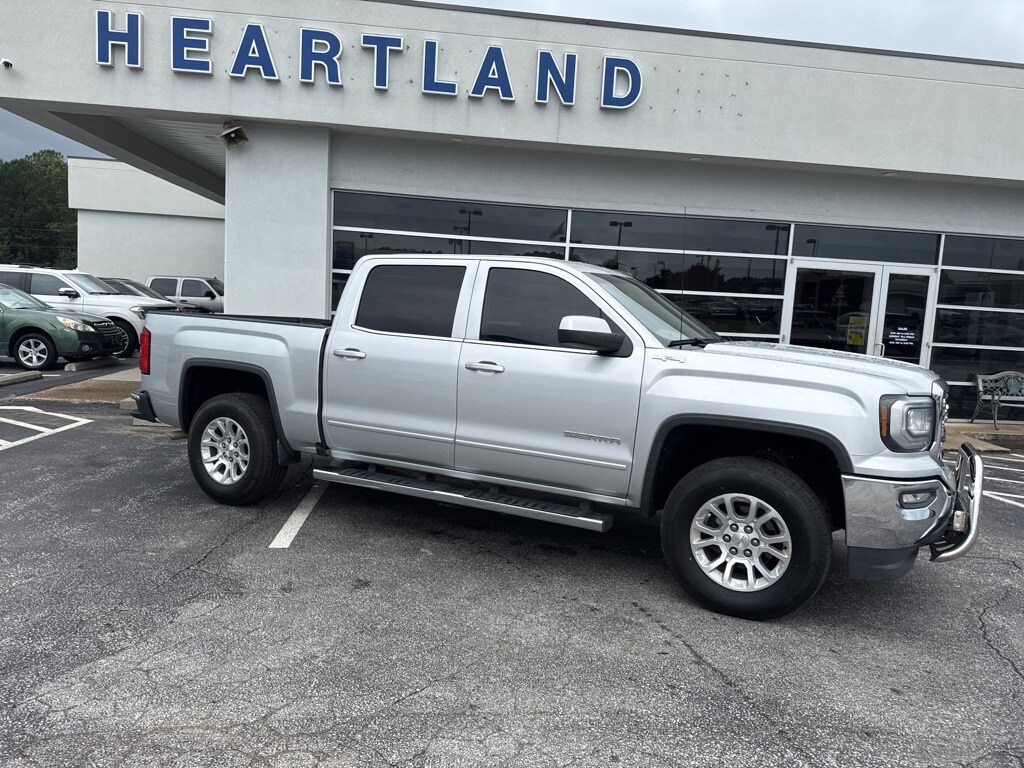 2017 Gmc Sierra 1500 SLE photo 2