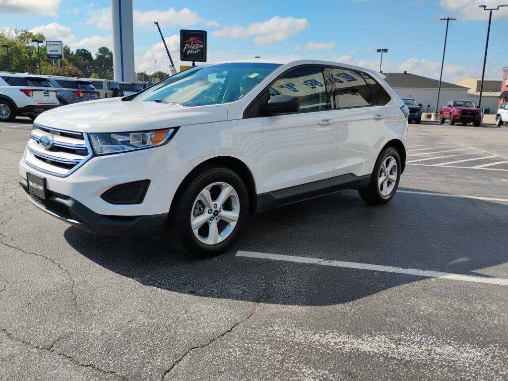 2018 Ford Edge SE photo 2