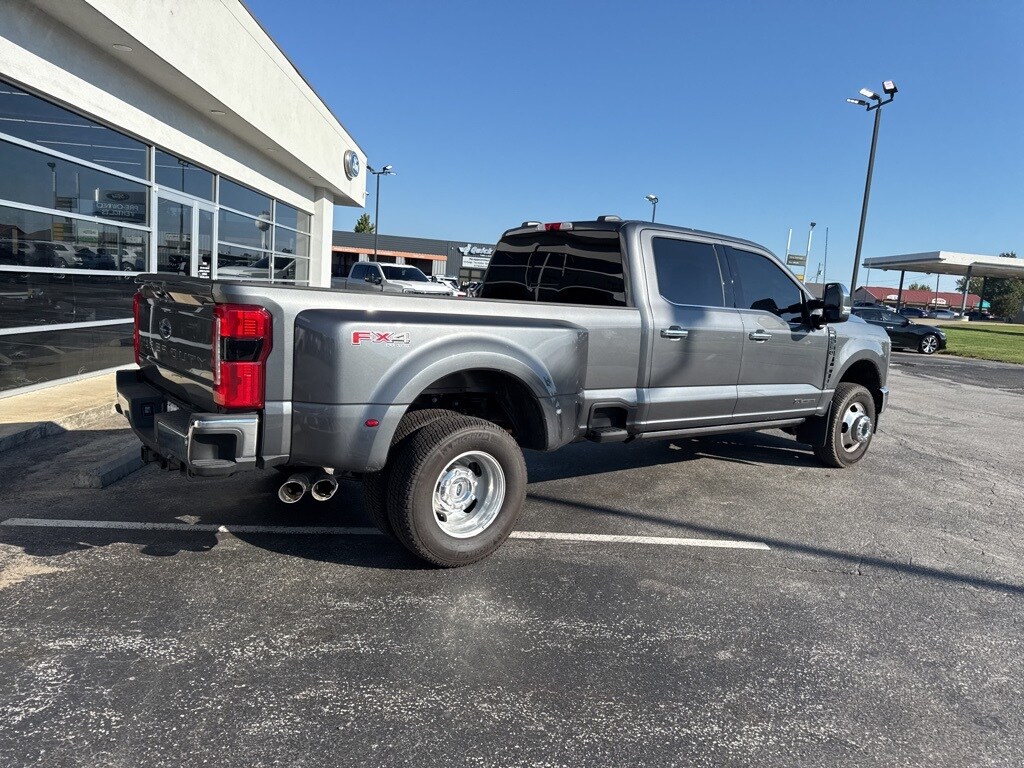 Used 2025 Ford F-350SD Lariat Truck
