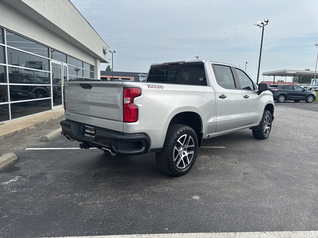 2020 Chevrolet Silverado 1500 LT Trail Boss photo 2