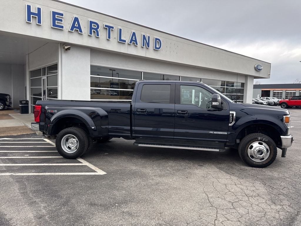 Used 2022 Ford F-350SD Lariat Truck