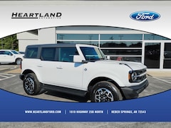 2025 Ford Bronco Outer Banks SUV