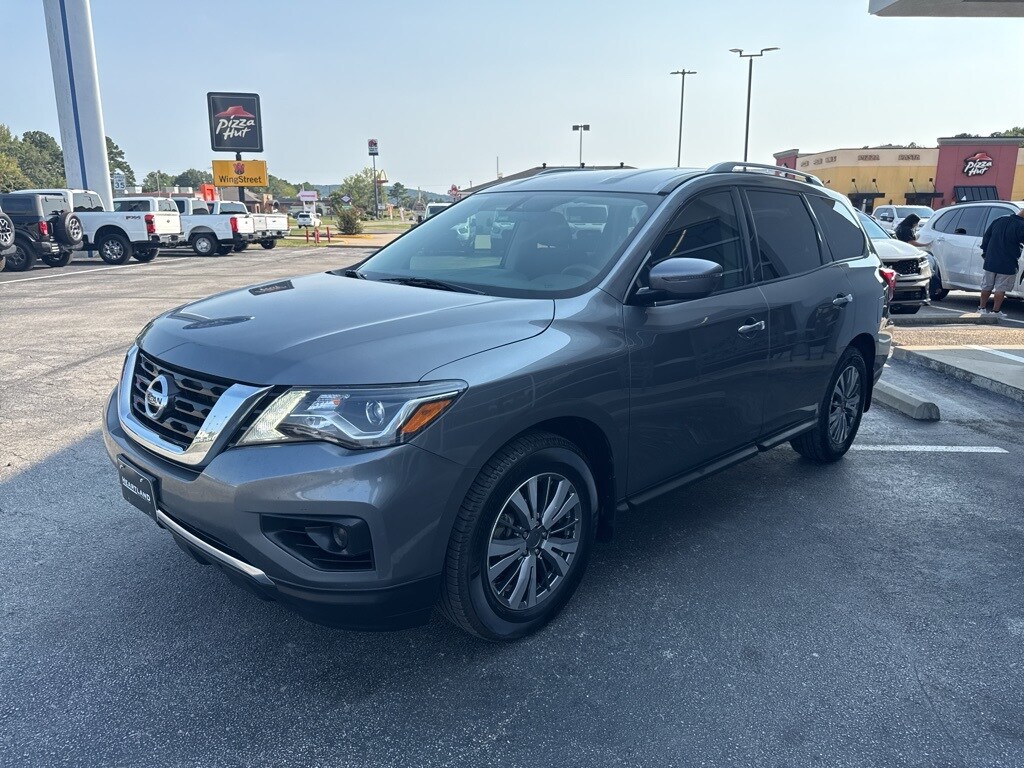 2020 Nissan Pathfinder S photo 4