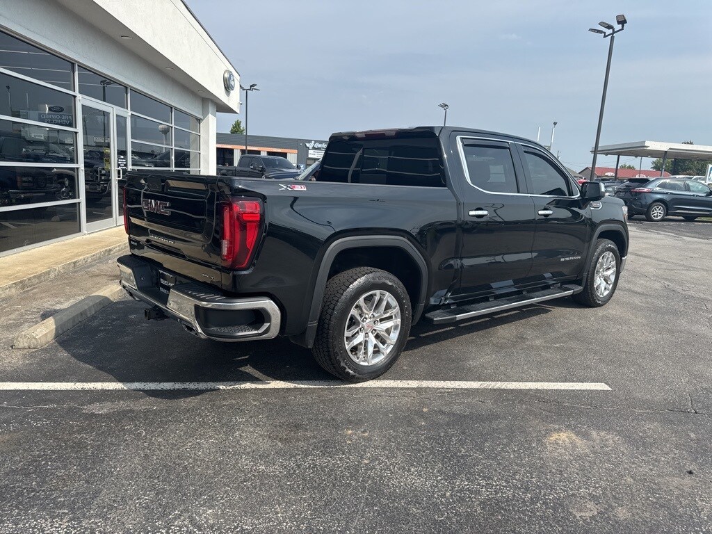 2021 Gmc Sierra 1500 SLT photo 3