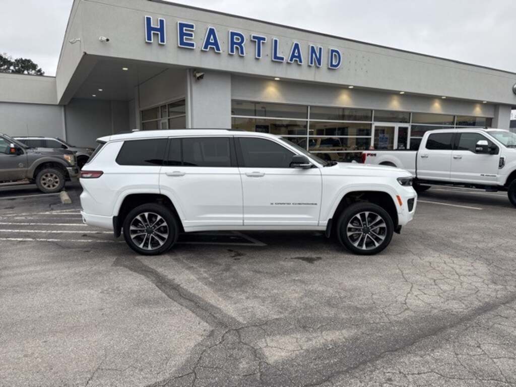 Used 2023 Jeep Grand Cherokee L Overland SUV