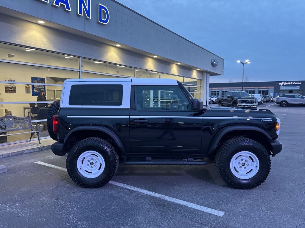 Used 2024 Ford Bronco Heritage Edition SUV