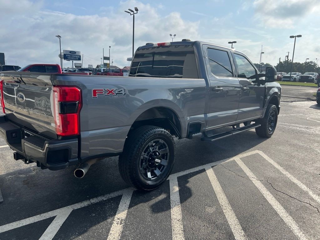 Used 2024 Ford F-250SD Lariat Truck