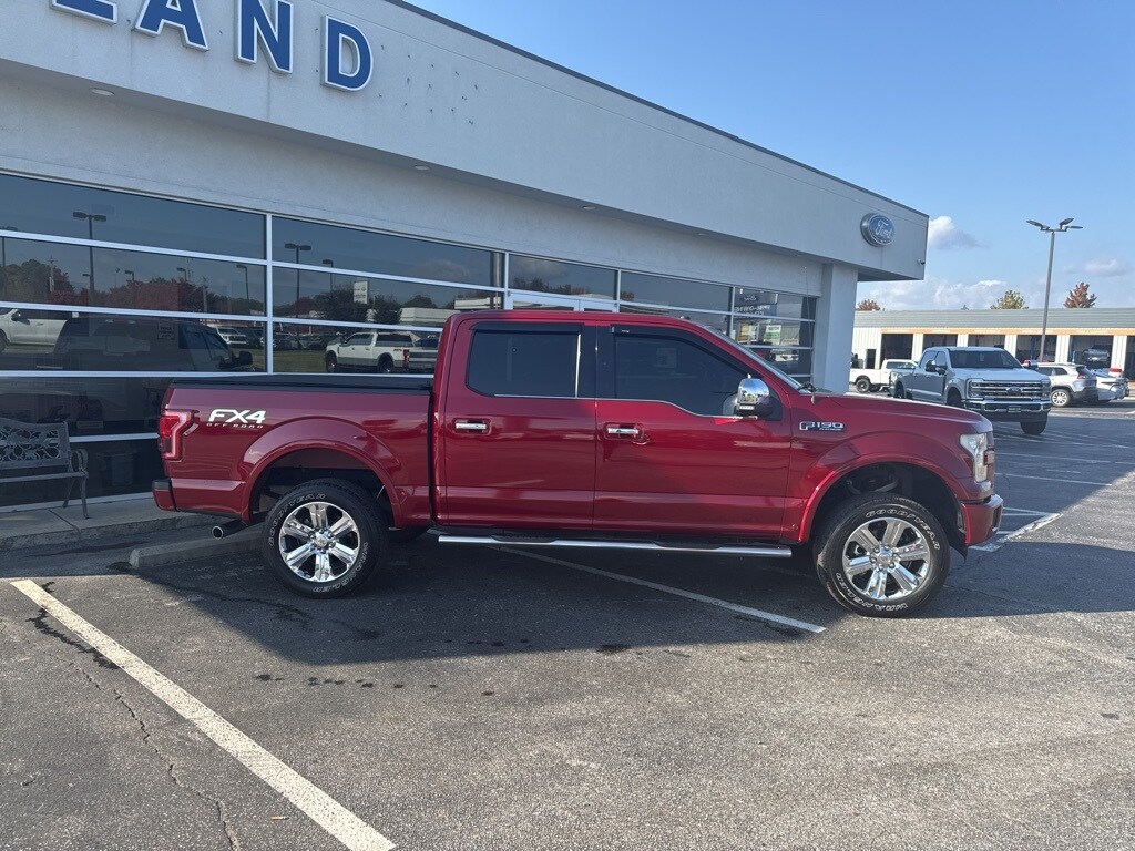 2017 Ford F-150 Platinum photo 2