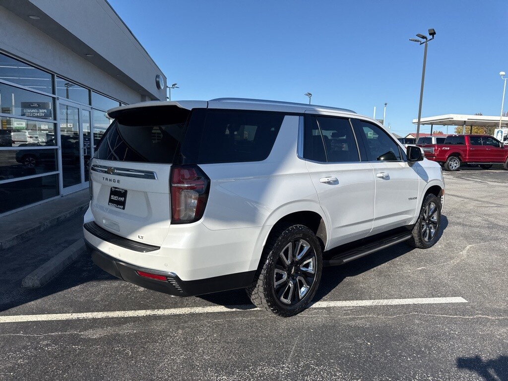2021 Chevrolet Tahoe LT photo 3