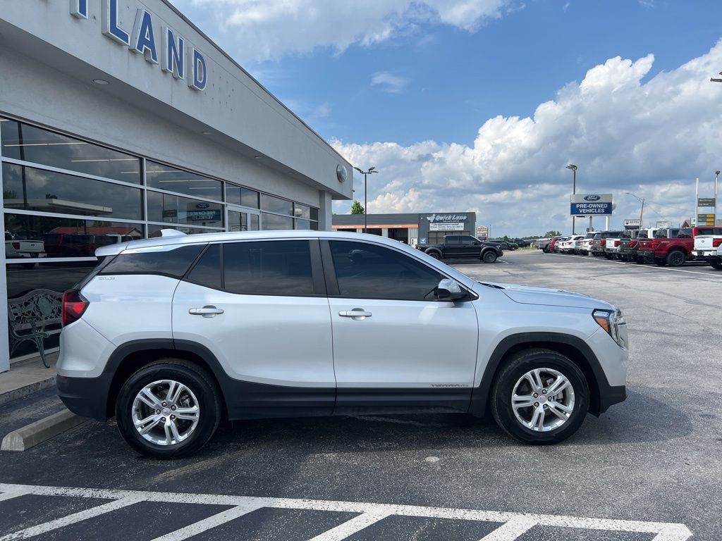 Used 2022 GMC Terrain SLE with VIN 3GKALMEV4NL108630 for sale in Heber Springs, AR
