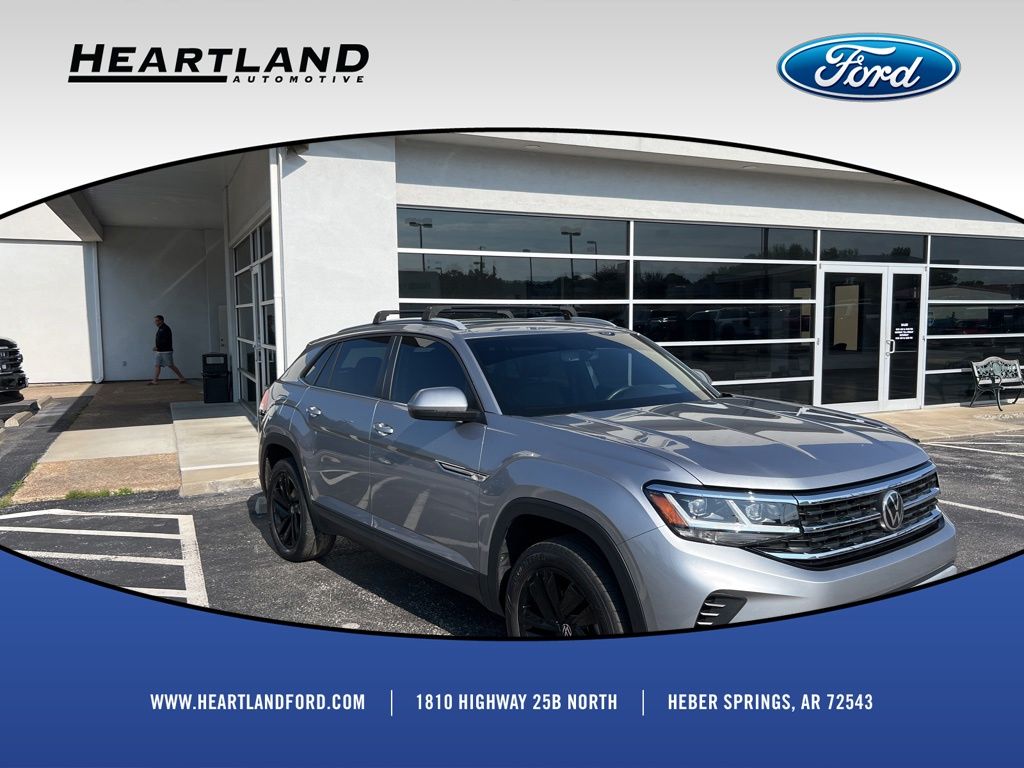 2022 Volkswagen Atlas Cross Sport 2.0T SE w/Tech's photo