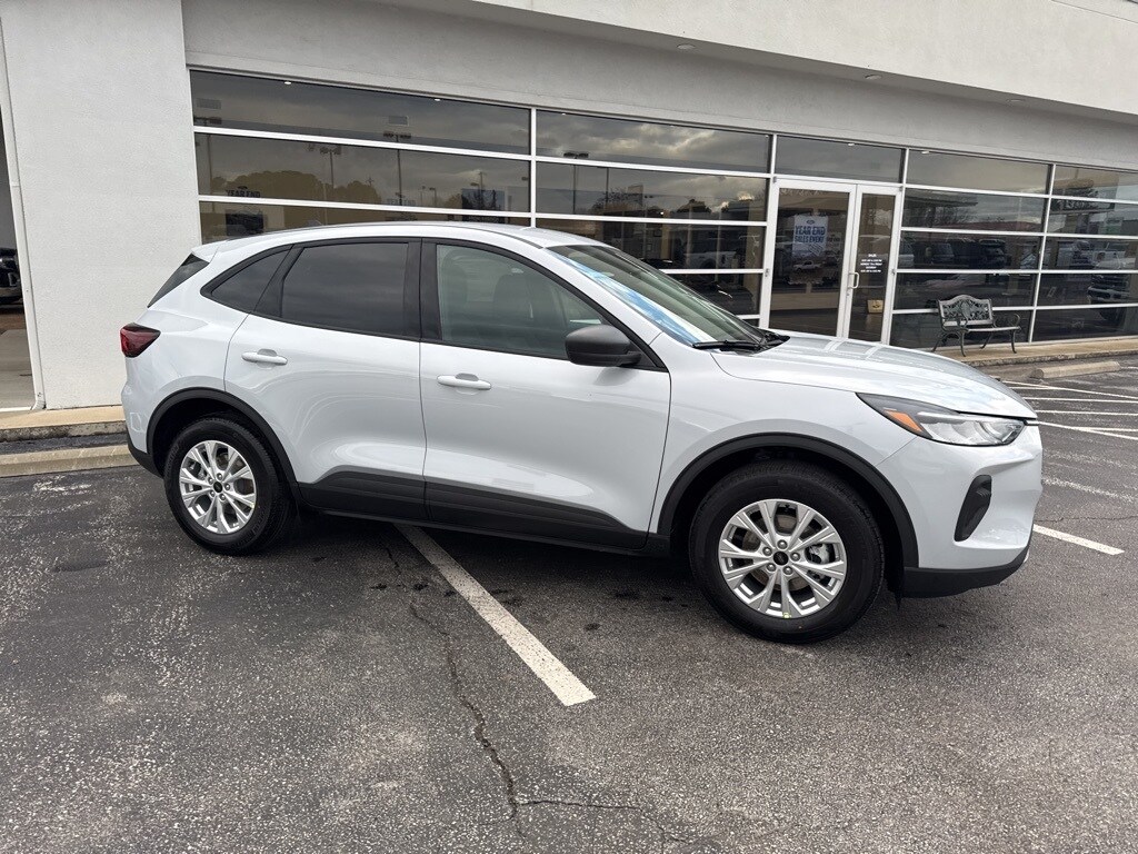 2026 Ford Escape Active photo 3