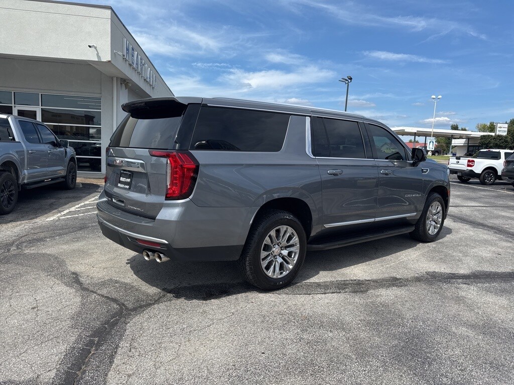 2021 Gmc Yukon XL Denali photo 2