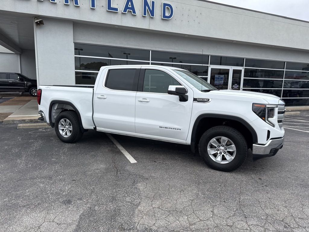 Used 2024 GMC Sierra 1500 SLE with VIN 3GTUUBED8RG430090 for sale in Little Rock