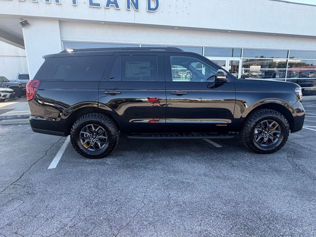 New 2027 Ford Expedition Tremor SUV
