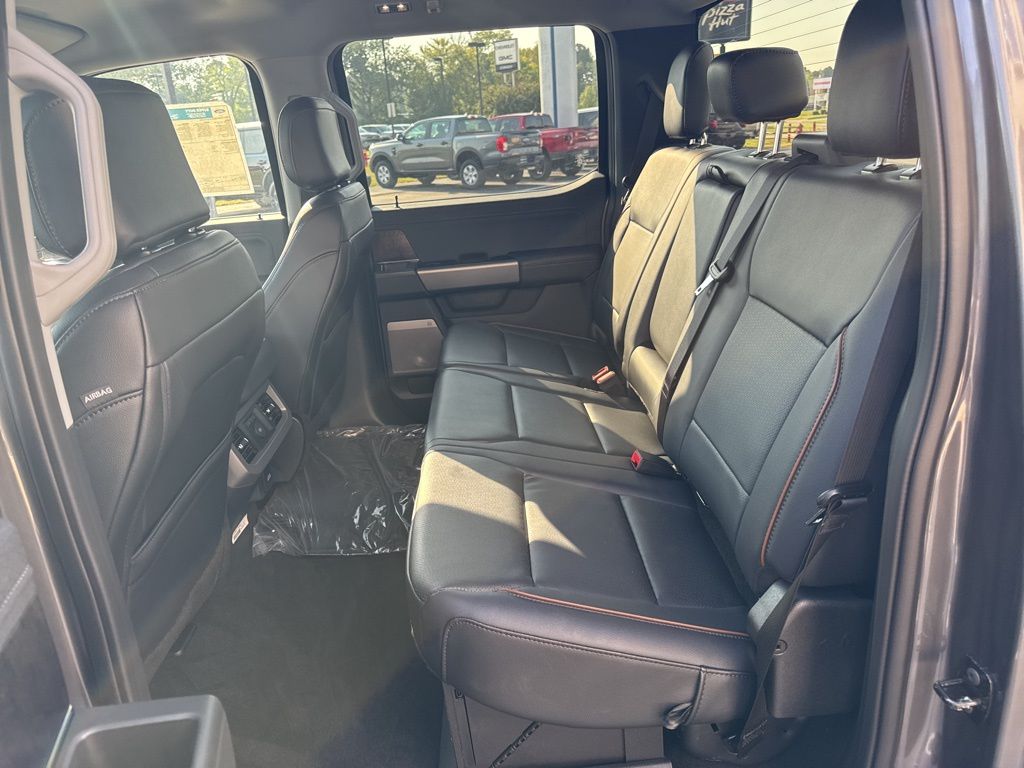 2026 Ford F-350 Super Duty Lariat - Photo 34
