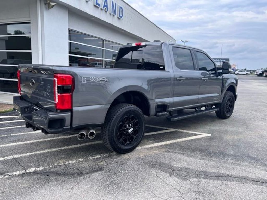 New 2026 Ford F-250SD Lariat Truck