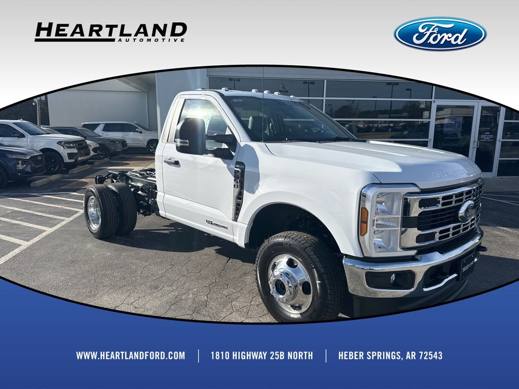 2026 Ford F-350 Super Duty Chassis Cab XL