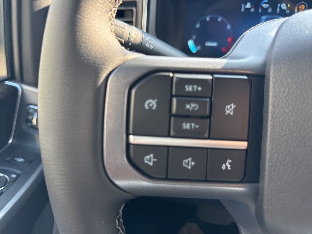 2026 Ford F-350 Super Duty Lariat - Photo 17