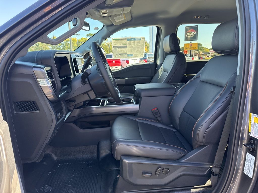 2026 Ford F-250 Super Duty Lariat - Photo 12